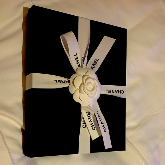 CHANEL Black Box  authentic rare flat larger sizewith White Ribbon and Flower
